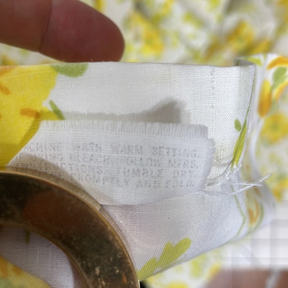Vintage Morgan Jones seventies floral, yellow flowers, twin flat sheet or fabric - Picture 5 of 11